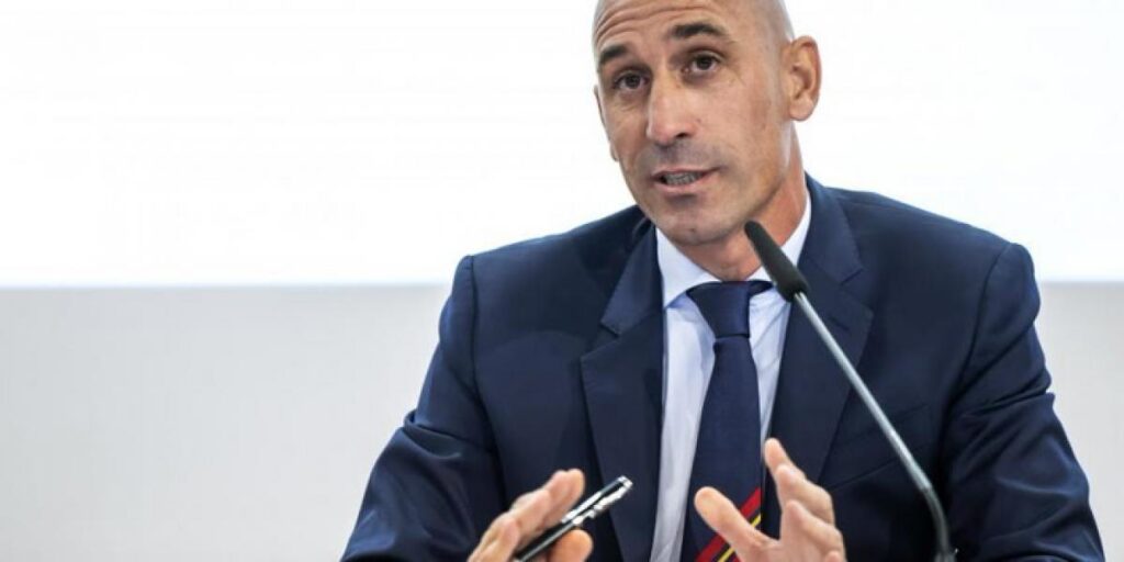 Durísima respuesta de Sevilla, Valencia y Villarreal a Luis Rubiales