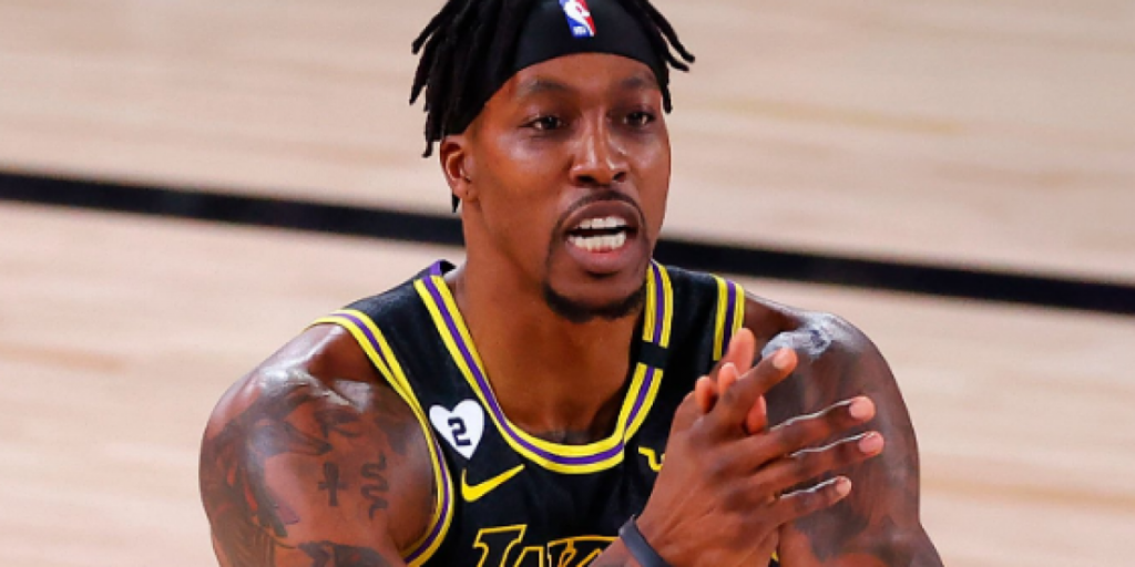 Dwight Howard se machaca con este brutal entrenamiento para encontrar equipo