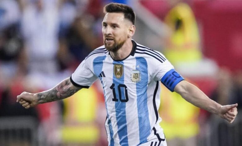 El 'doble' de Messi que arrasa en redes sociales: ¡Son clavados!
