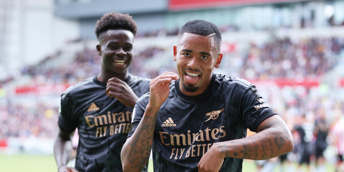 El Arsenal planea blindar a tres de sus cracks