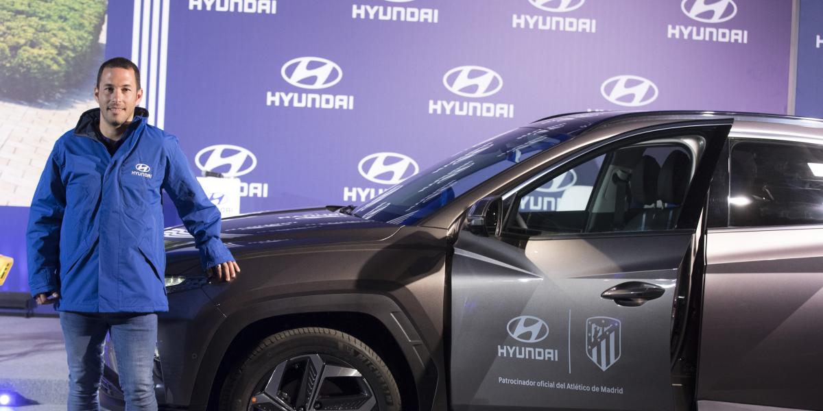 El Atlético Femenino analizó el derbi en la entrega de llaves