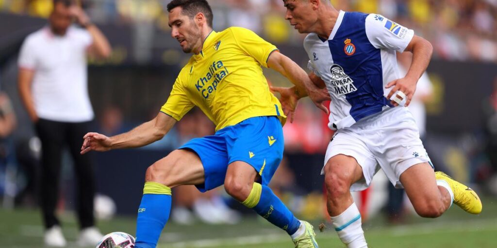 El Cádiz esperar a la apertura del mercado para suplir a Zaldua