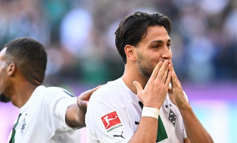El Gladbach golea al Colonia en el derbi del Rhin
