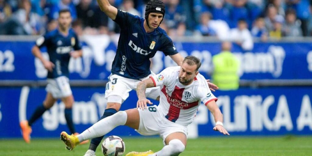 El Huesca de Ziganda hunde al Real Oviedo