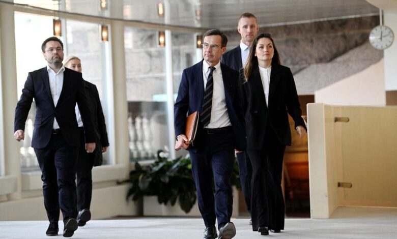 El Parlamento sueco elige al conservador Ulf Kristersson como primer ministro con los votos de la ultraderecha