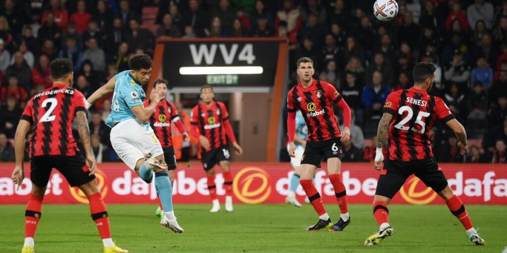 El Southampton resucita en Bournemouth