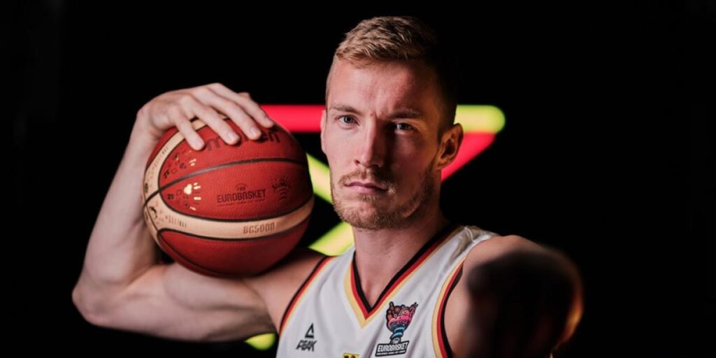El UCAM ficha al internacional alemán Niels Giffey