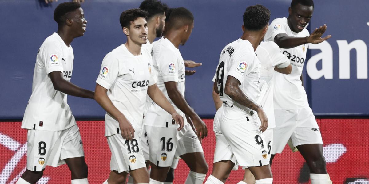 El Valencia baja de la nube a Osasuna