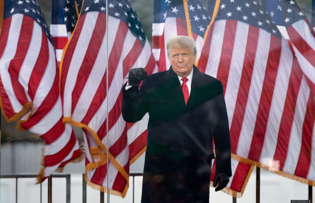 El comité que investiga el asalto al Capitolio cita a Trump a declarar