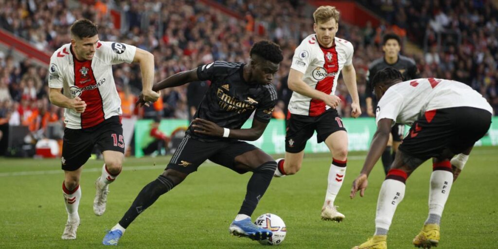 El líder Arsenal tropieza contra el Southampton