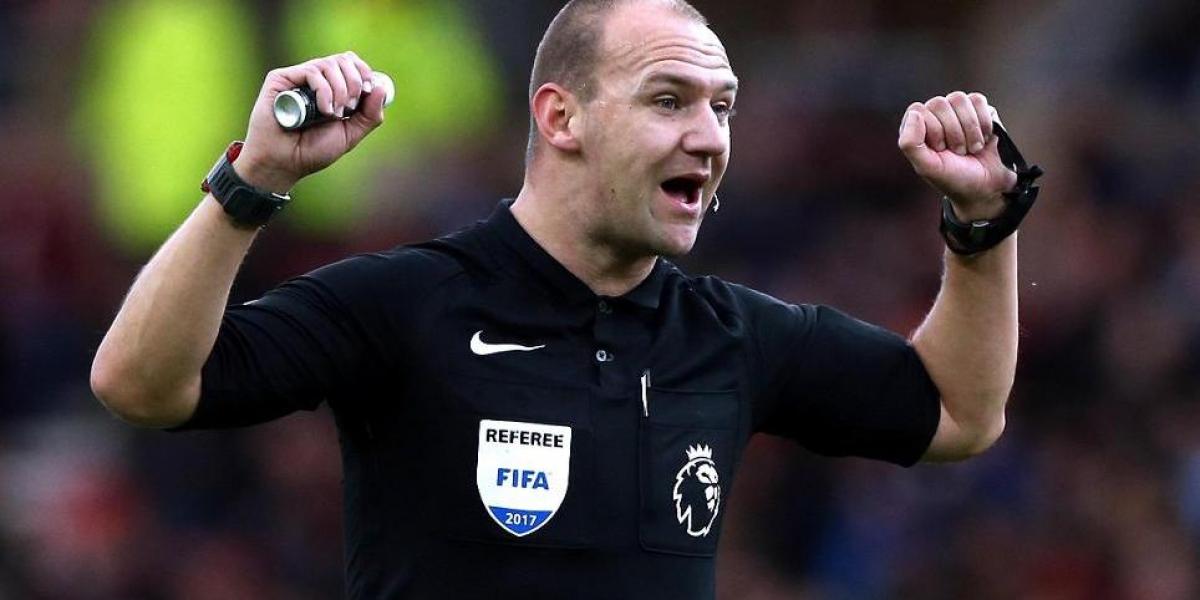 El polémico Madley regresa a la Premier cuatro años después