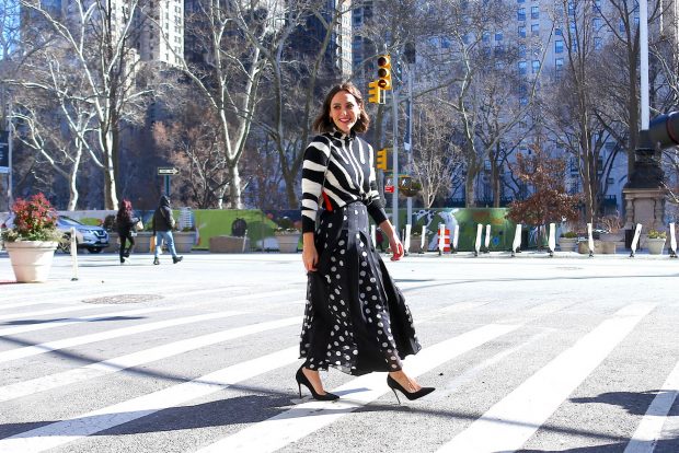 Tamara Falcó caminando / Gtres