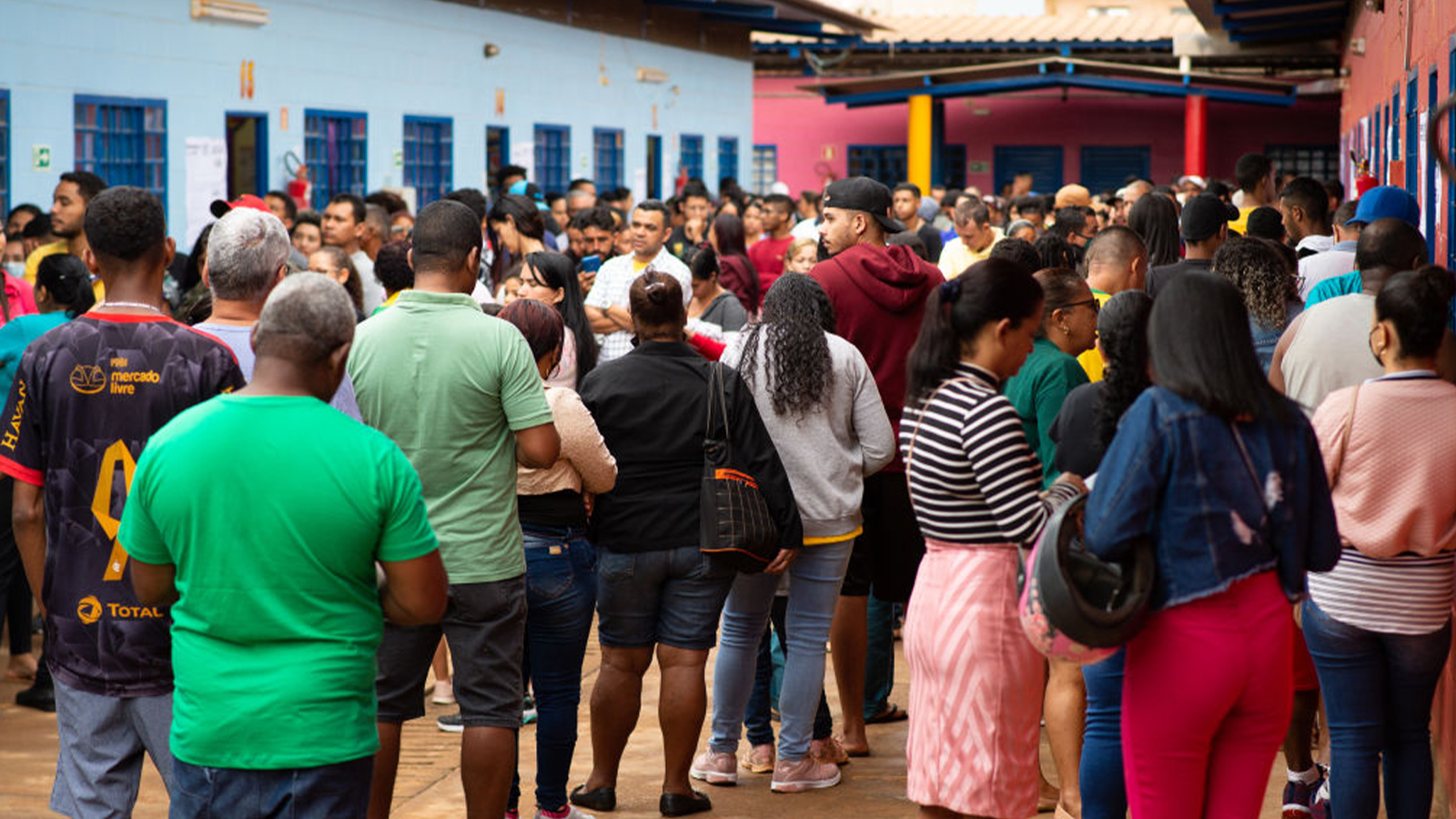 Elecciones en Brasil: la tensa espera de los resultados del duelo entre Lula y Bolsonaro