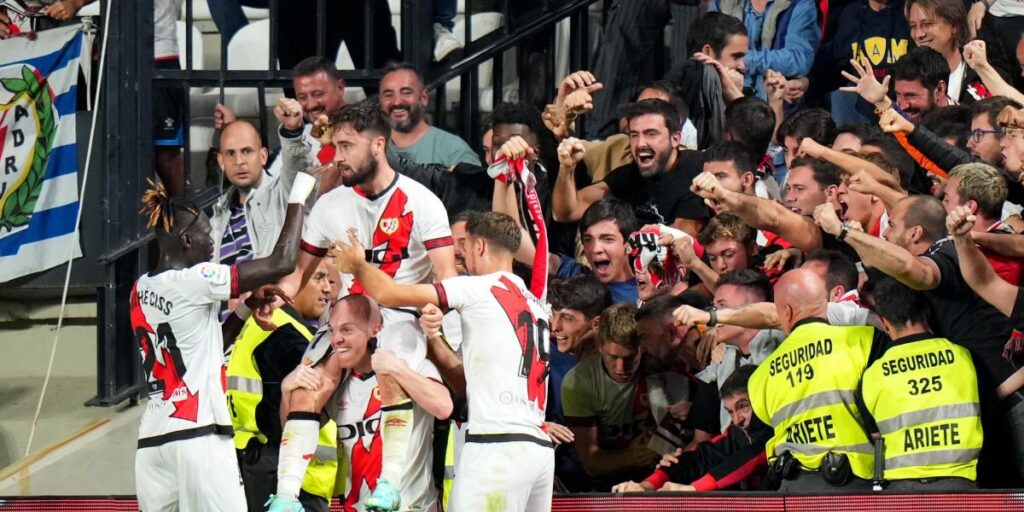 Épico triunfo del Rayo sobre el Elche en el 96'