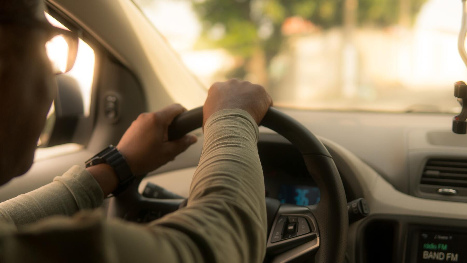 Este es el asiento más seguro de los coches en caso de accidente