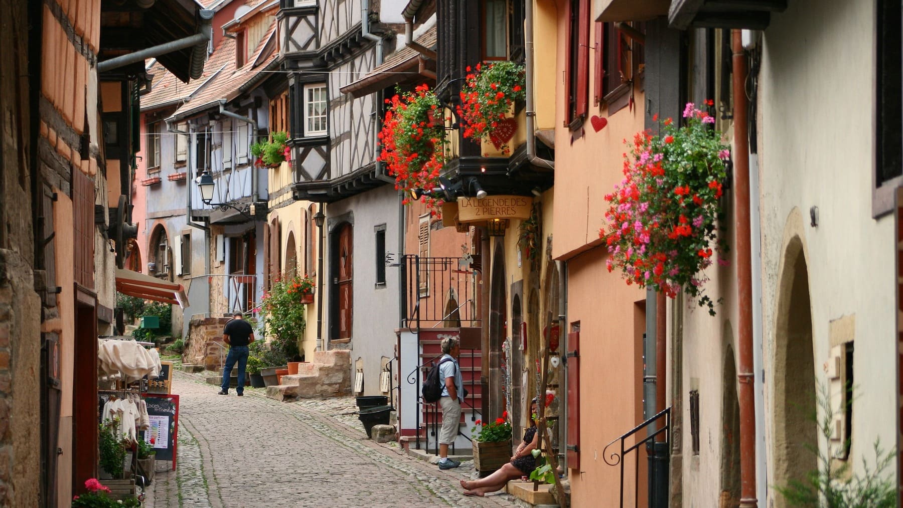 Este es el pueblo considerado como uno de los más bonitos del mundo y está muy cerca