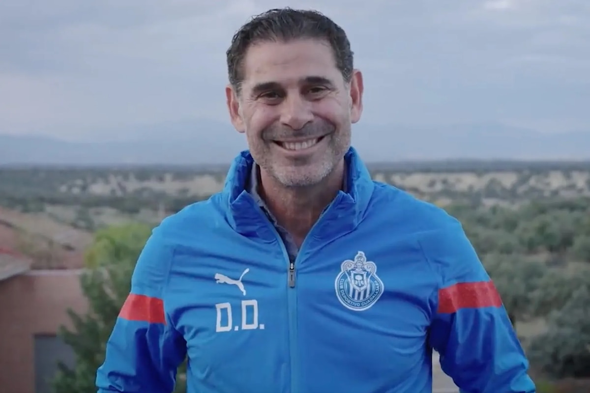 Fernando Hierro, nuevo director deportivo de las Chivas