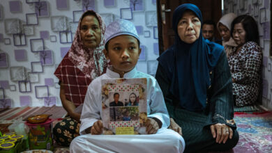 Gas lacrimógeno, una estampida y una familia indonesia destrozada