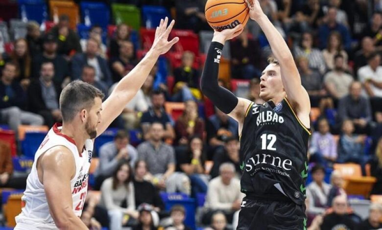 Hakanson: "Mumbrú ha sido leyenda en Bilbao y para mí un técnico especial"