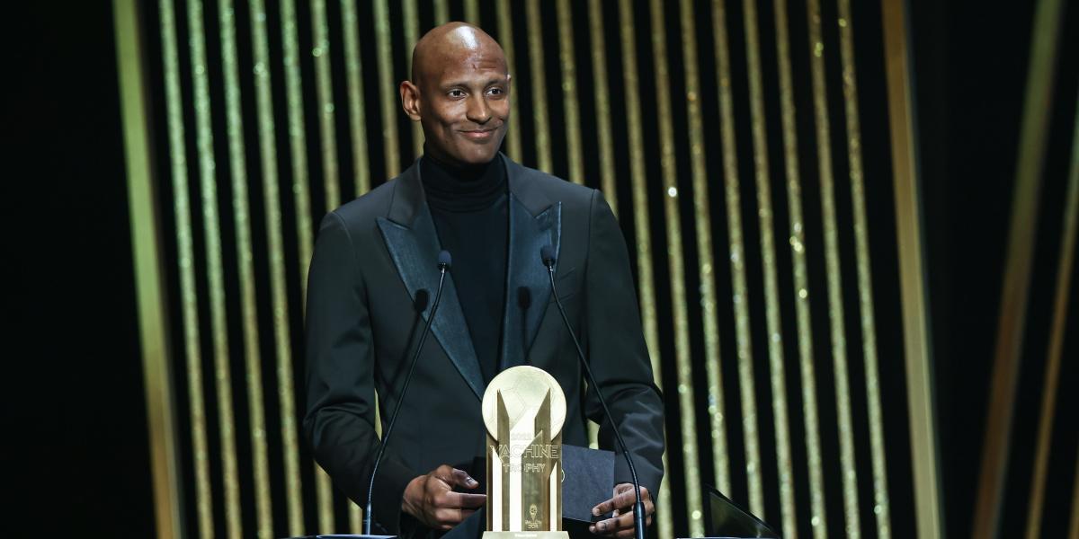 Haller, en París: "Estoy aquí porque todo va bien"