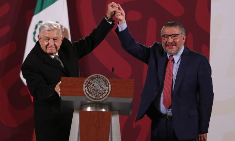 Horacio Duarte renuncia como titular de Aduanas para sumarse a la batalla por el Estado de México