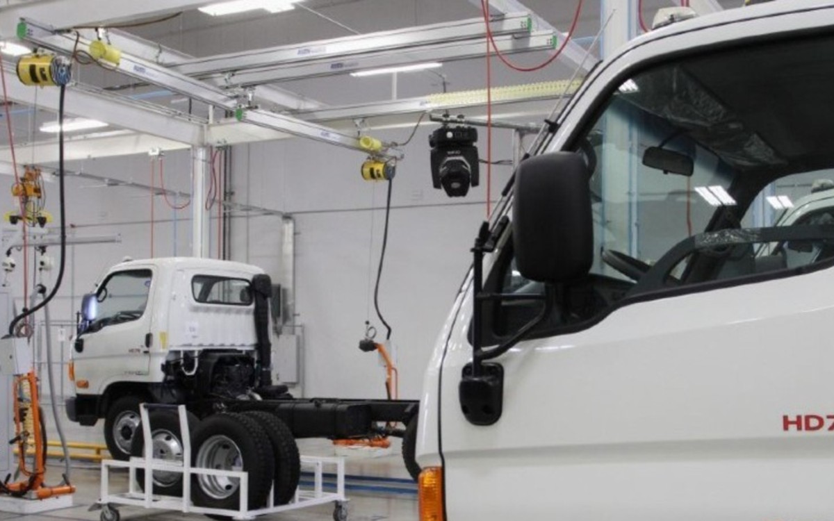 INEGI: aumenta producción de vehículos pesados en México en septiembre