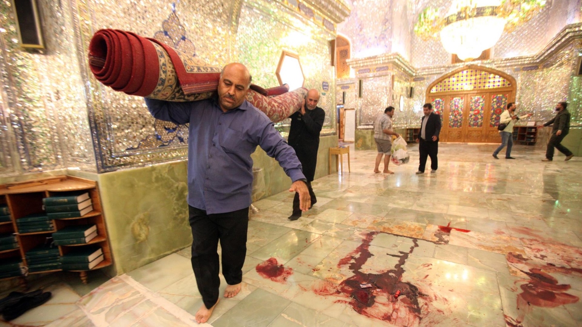 ISIS reivindica el ataque con 15 muertos en un santuario de Irán