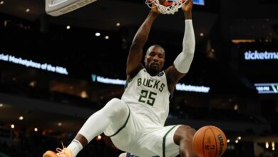 Ibaka se luce en su mejor partido con los Bucks