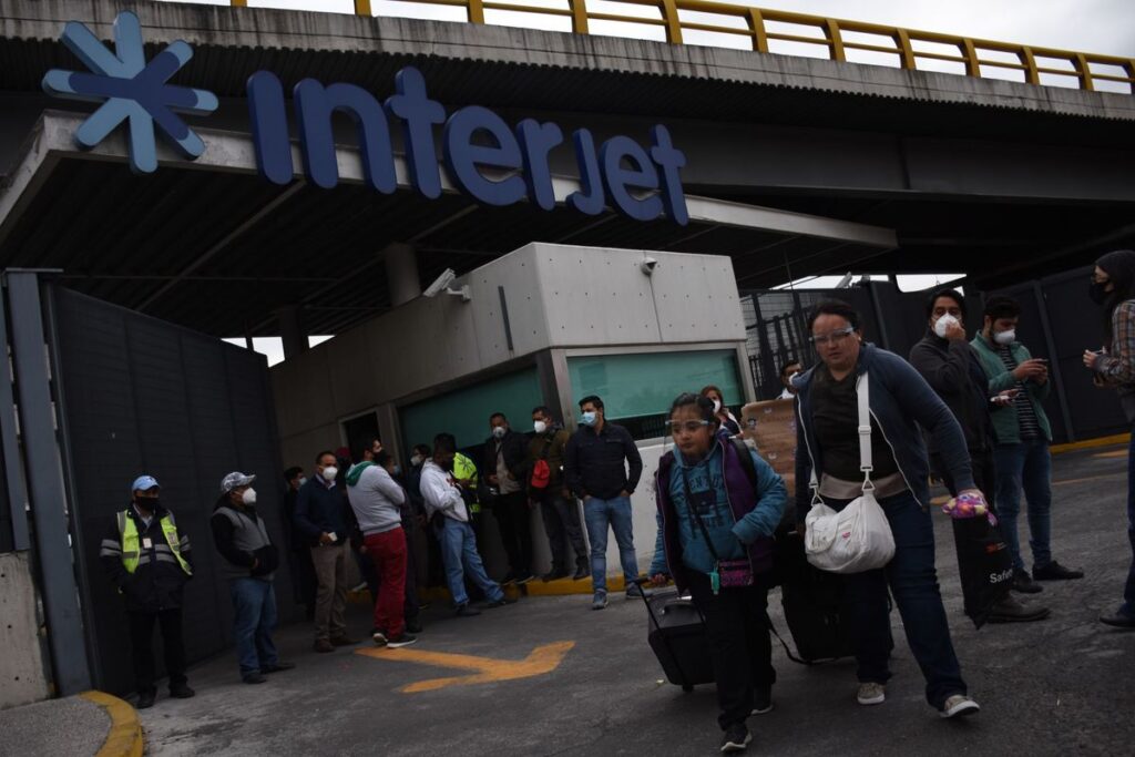 Interjet, la aerolínea al filo de la quiebra, deberá pagar 144 millones de pesos a pasajeros afectados