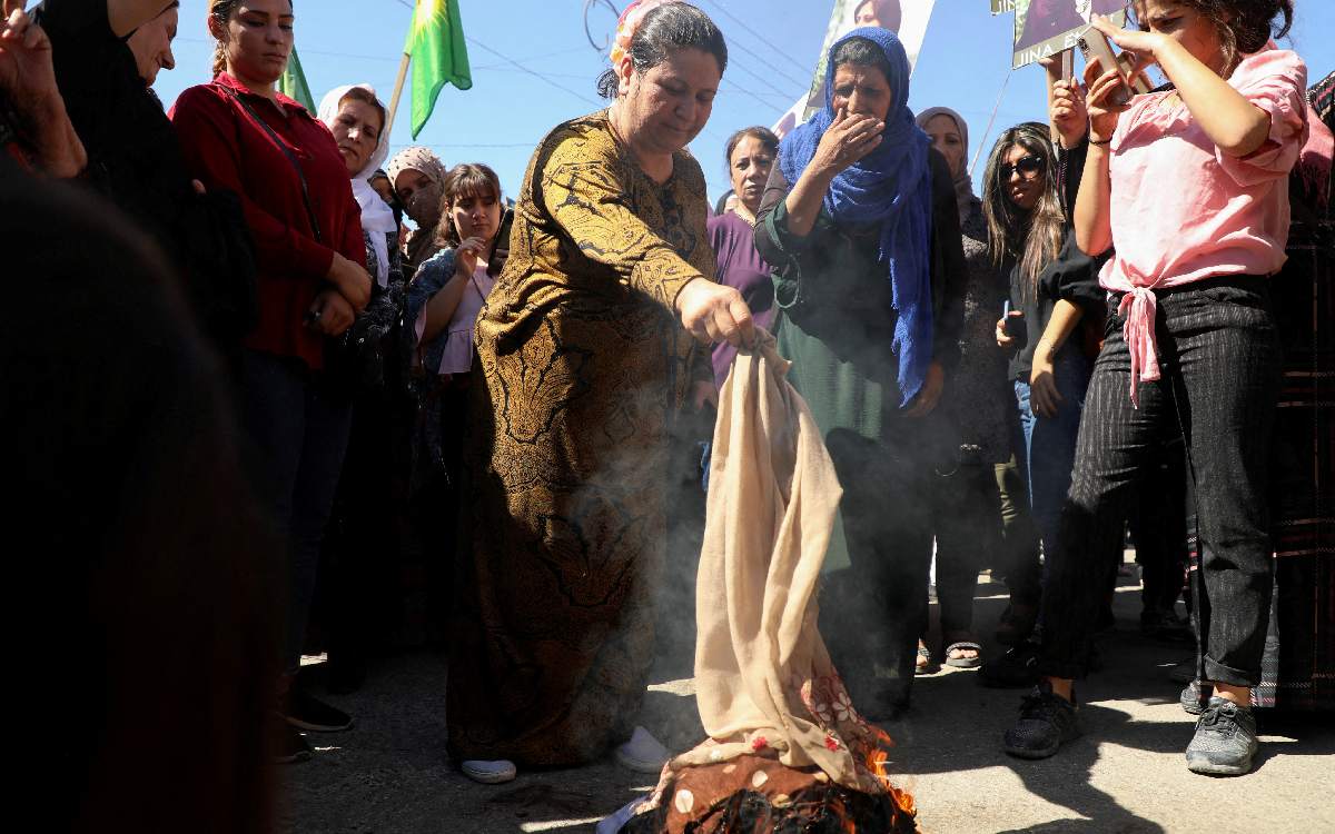 Irán: Más de 200 muertos en la represión de las protestas, denuncia ONG