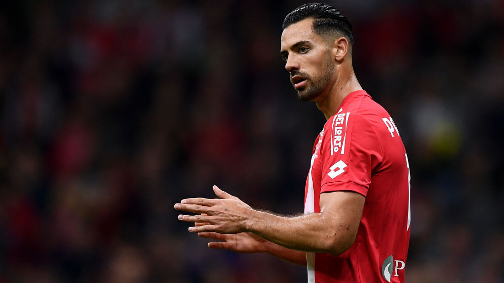 Italia: ataque a cuchillazos en supermercado deja un muerto y heridos, incluido un futbolista