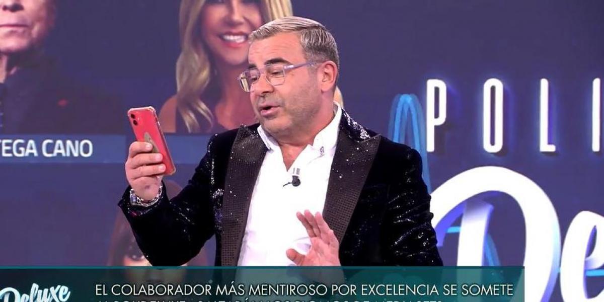 Jorge Javier Vázquez hace público en directo el íntimo mensaje que le mandó Avilés