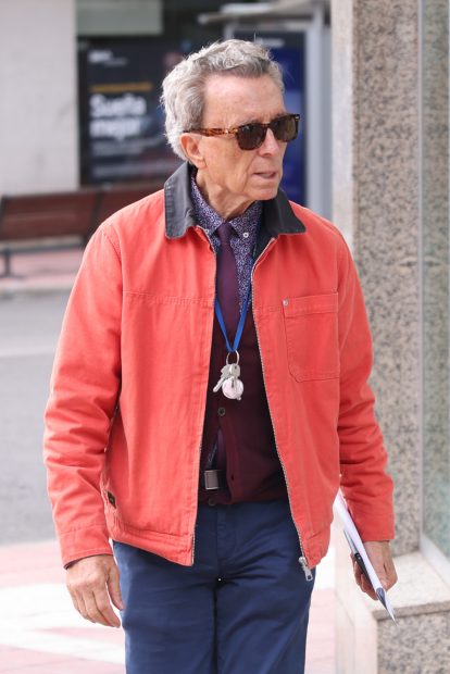 Ortega Cano paseando por Madrid / Gtres