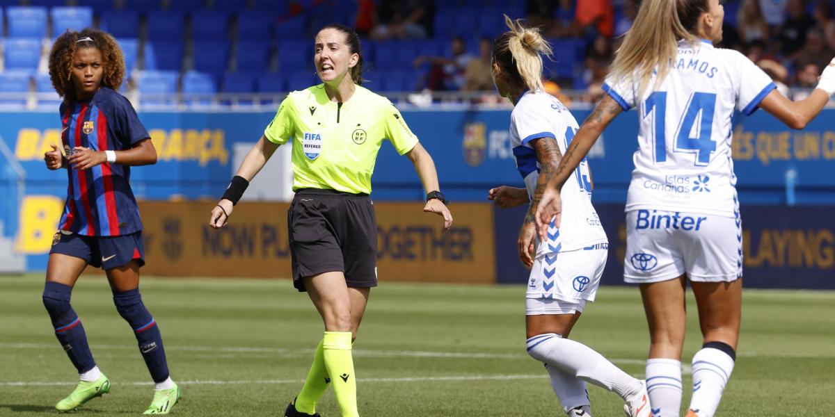 La Liga femenina recurre ante la justicia ordinaria el coste de las tarjetas