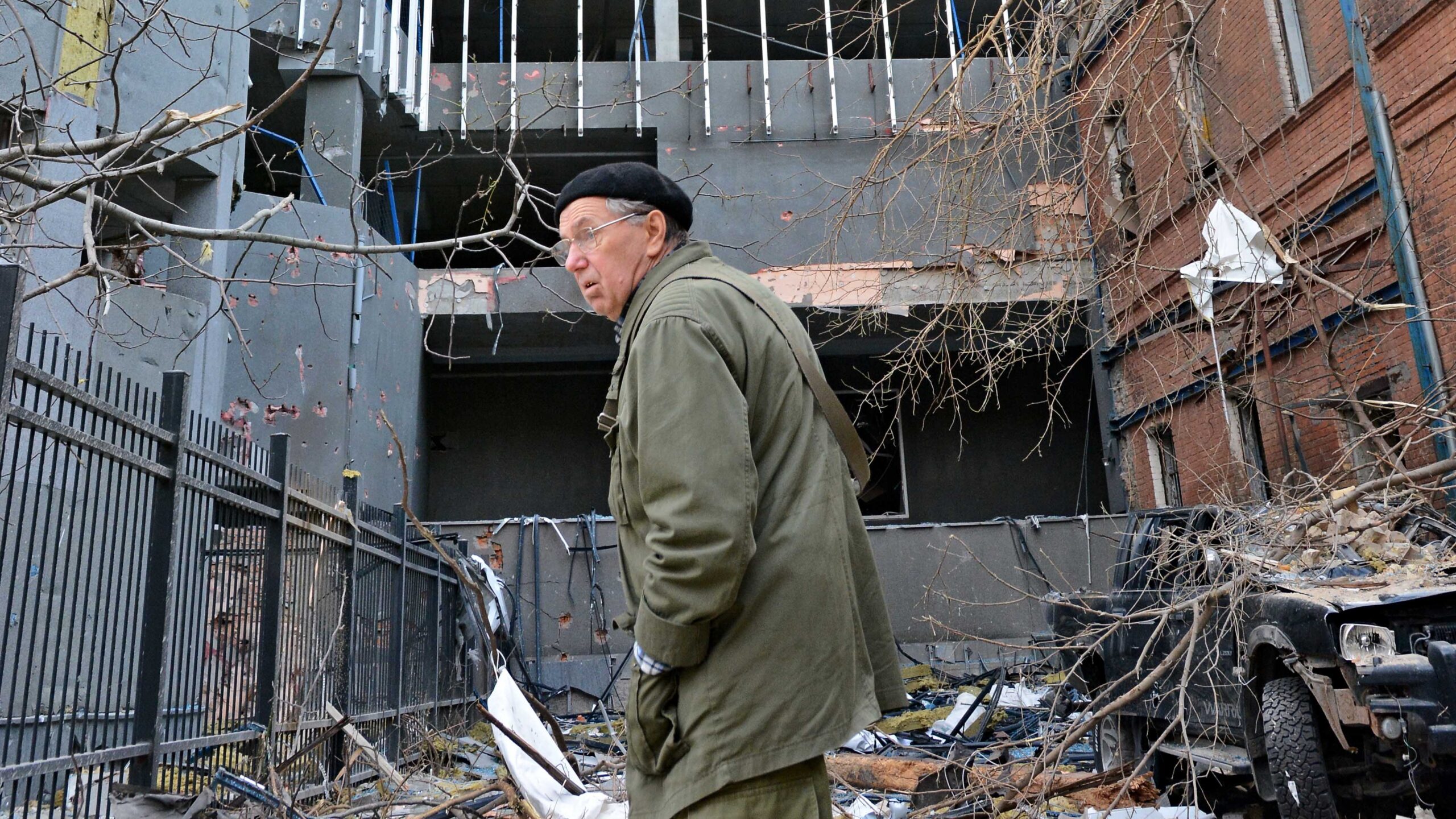 La OTAN acelera el apoyo a las defensas antiaéreas de Ucrania, mientras Rusia bombardea ciudades