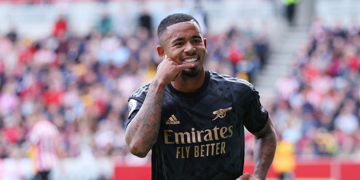 La Premier vuelve con dos derbis por todo lo alto