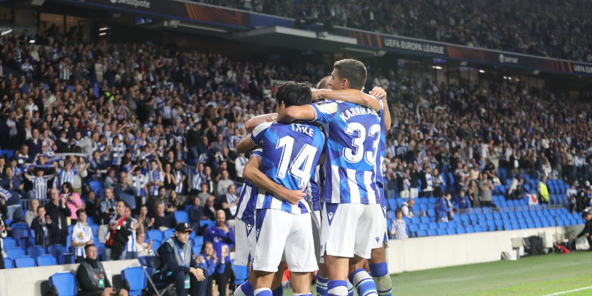 La Real luce fondo de armario con estilo