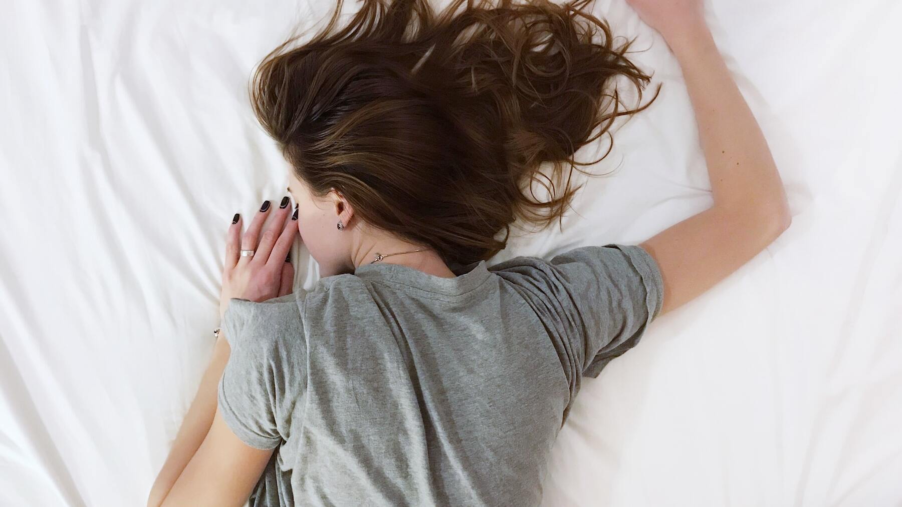 La advertencia definitiva de los expertos sobre si debes dormir con calcetines