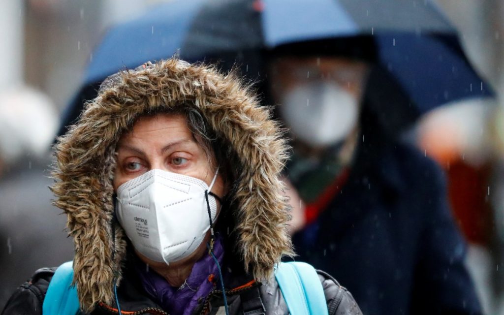 La octava ola de Covid-19 en Francia está ganando intensidad