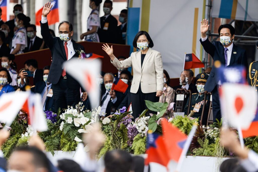 La presidenta de Taiwán asegura que la guerra con China “no es una opción” pero alerta sobre las “intimidaciones” de Pekín