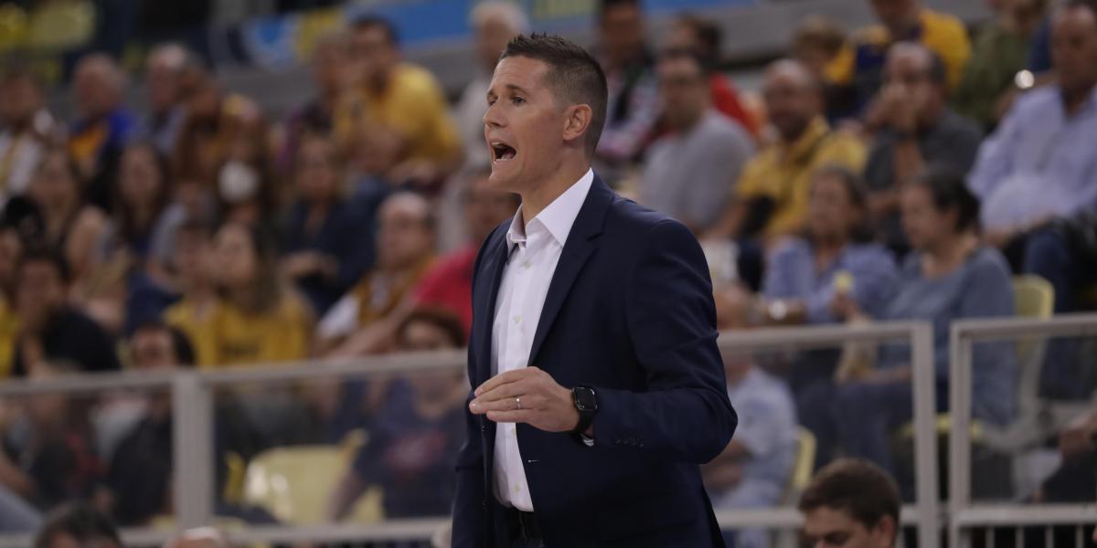 Lakovic solo piensa en el London Lions: "El derbi ya llegará"