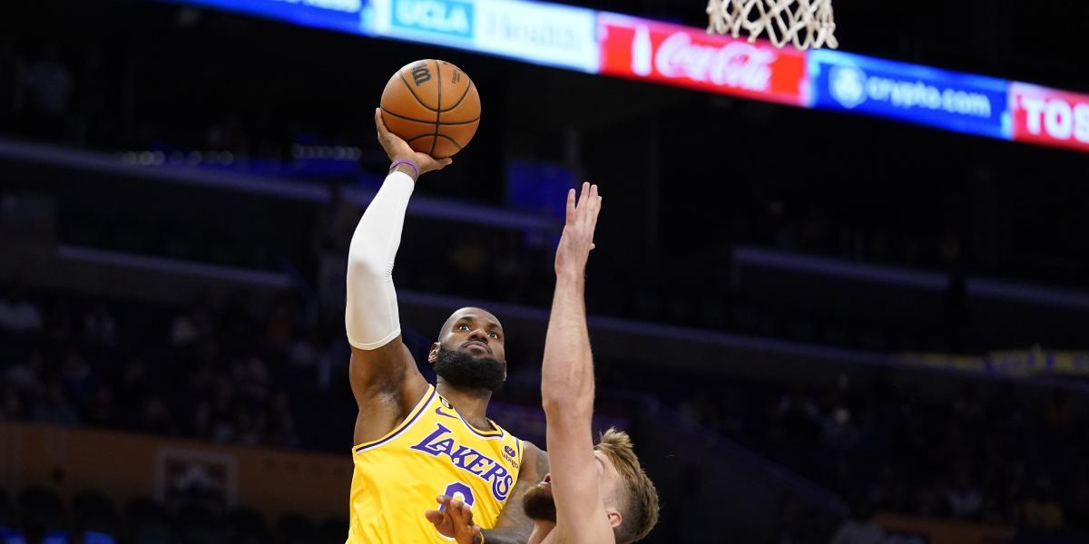 LeBron, frío con Abdul-Jabbar: "No tengo relación con él"