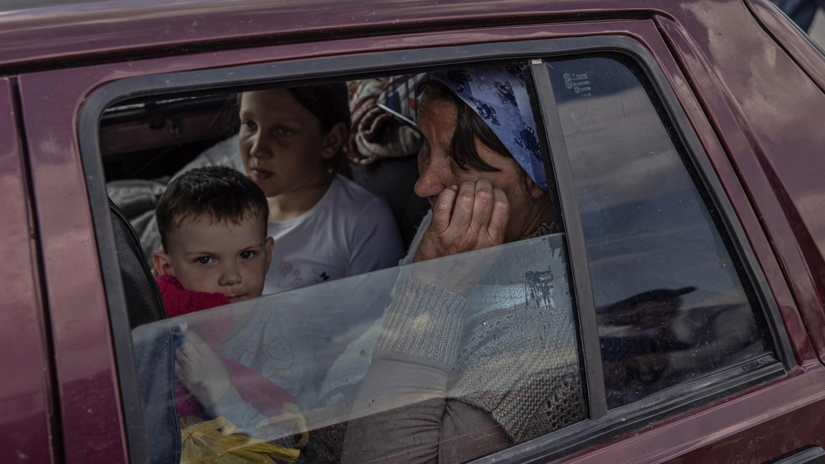 Ley marcial rusa rige en cuatro regiones ucranianas anexadas; saquean bienes de la población