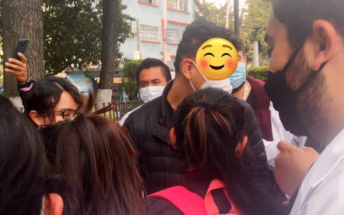 Liberan a Fernando, médico interno detenido por supuesto robo de insumos al ISSSTE | Video