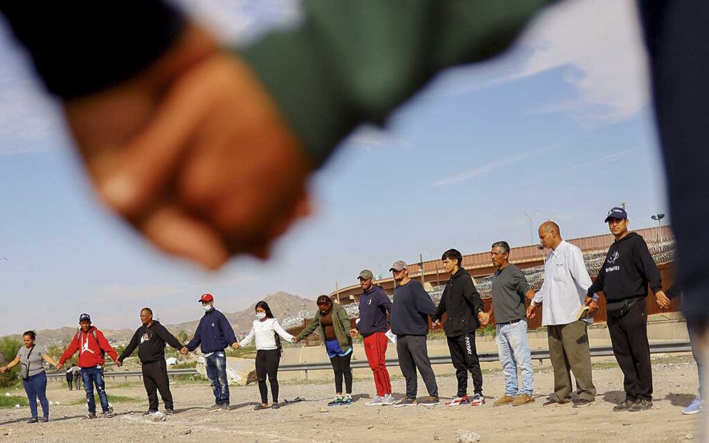 Llegan a EU los primeros vuelos de venezolanos bajo esquema migratorio pactado con México