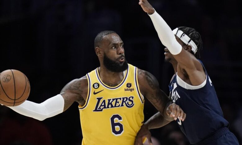 Los Lakers, como siempre: derrota, exhibición de LeBron y esperpento de Westbrook