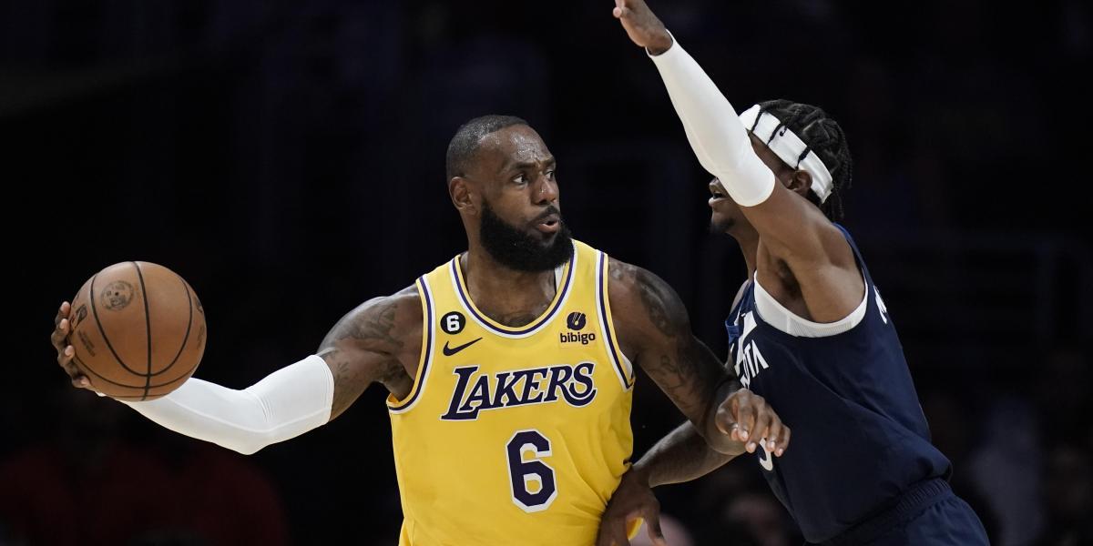 Los Lakers, como siempre: derrota, exhibición de LeBron y esperpento de Westbrook