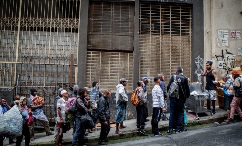 Los hambrientos del centro de São Paulo no tienen candidato claro
