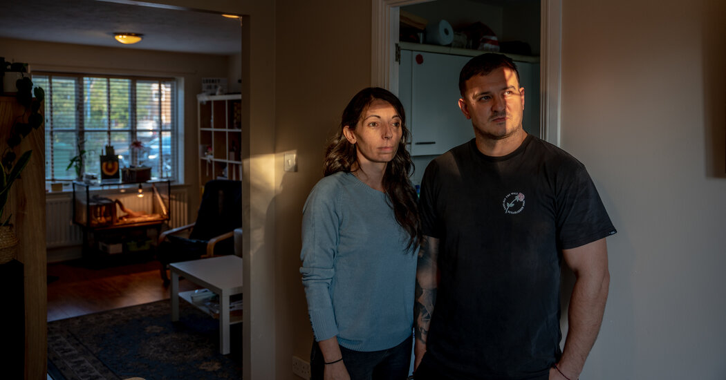 Los prestatarios del Reino Unido reaccionan al aumento de las tasas de interés en el mercado hipotecario