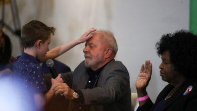Lula y Bolsonaro ponen el foco en el elector que más se les resiste: evangélicos y mujeres